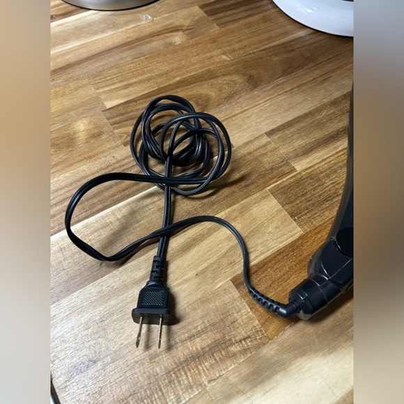 Conair Black 2” Flat Iron Hair Straightener - Picture 8 of 8